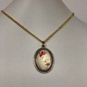 NEW Rose cameo pendant